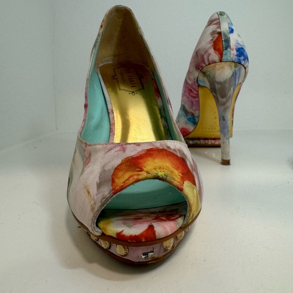 Ted Baker London - Picture 4 of 6